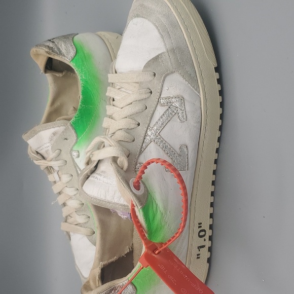 OFF WHITE 2.0 Arrow Sneakers White arrow 2.0 sneakers. Sparkling Size 39 US 8.5 - Picture 11 of 11